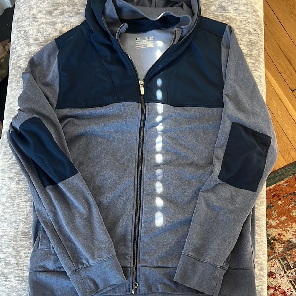 Under Armour Blue Lightweight Shirt Jacket with Quilted Design